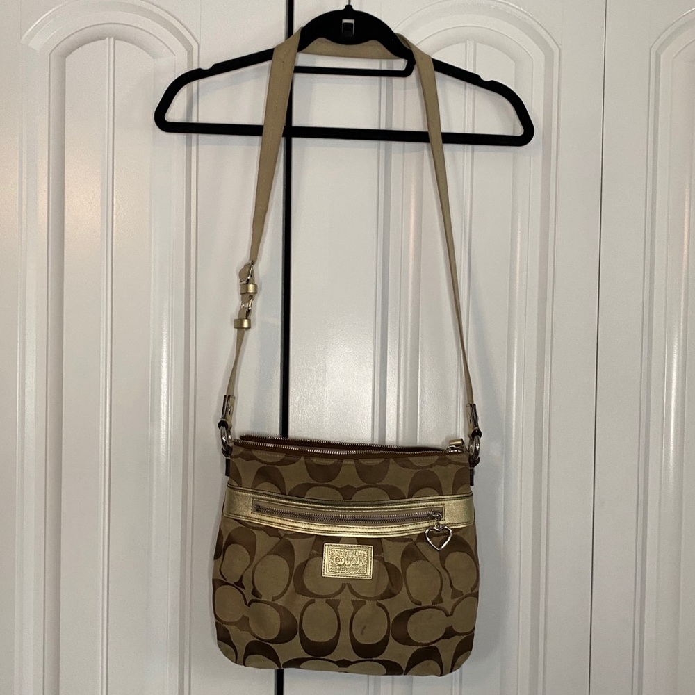 Coach poppy crossbody purse